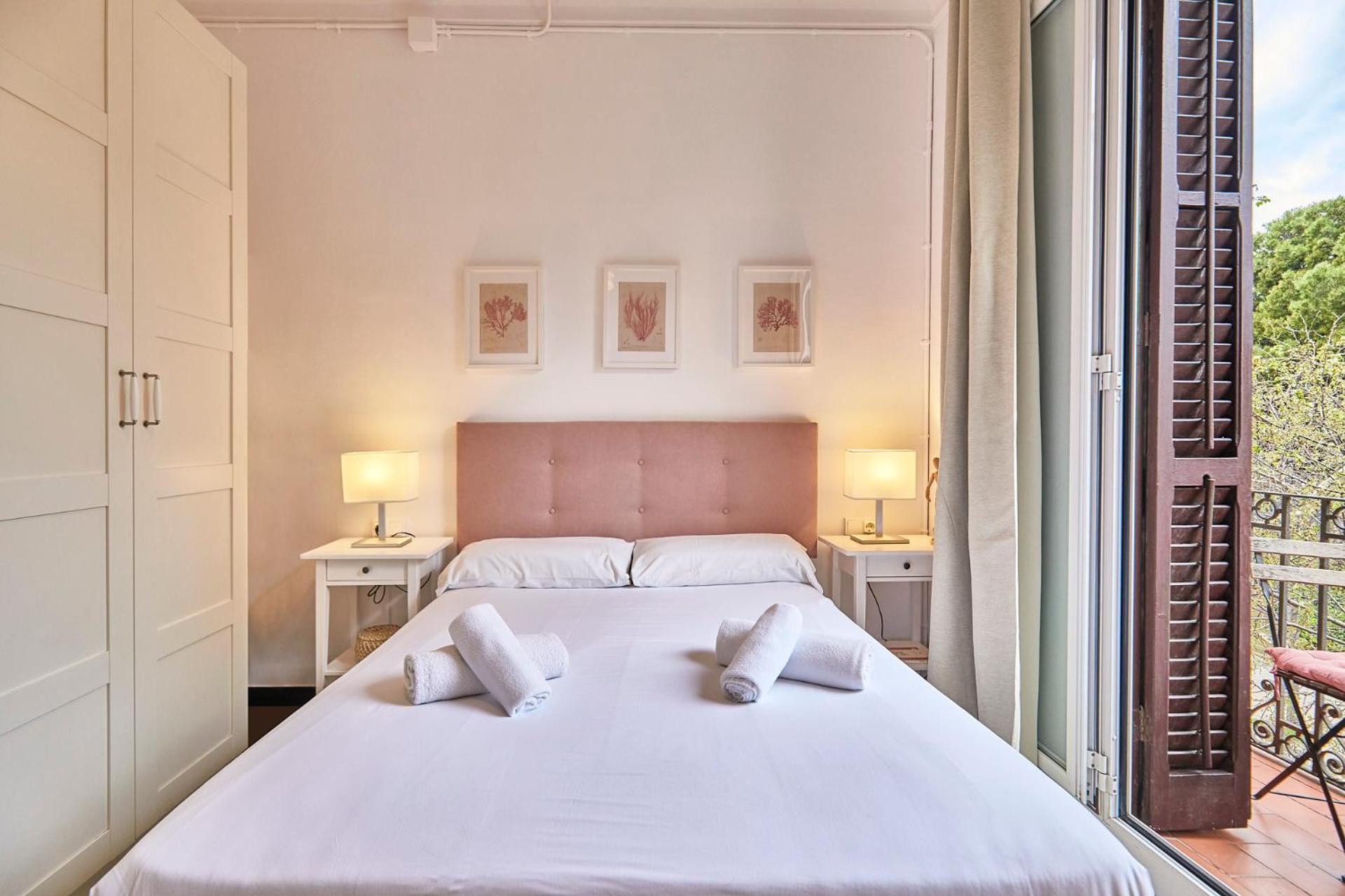 Bbarcelona Sagrada Familia Garden Apartment — Photos 3